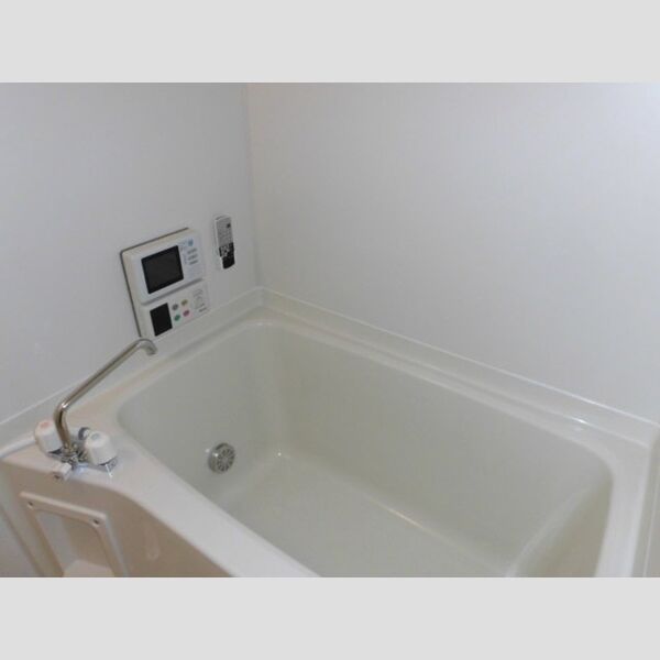 バス (浴室　102)