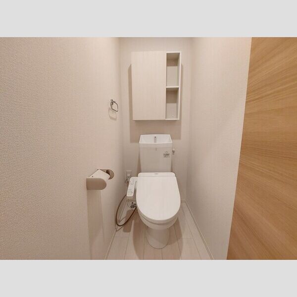 トイレ (101　トイレ)