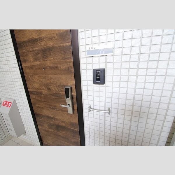 玄関 (102　玄関)