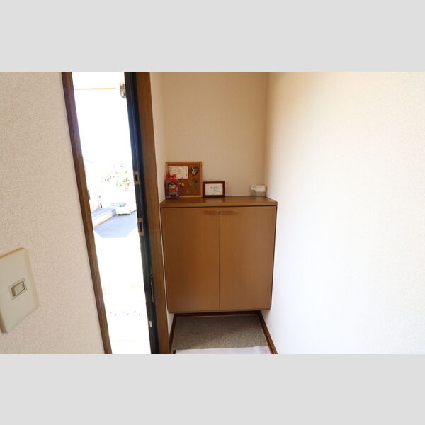 玄関 (A203　玄関)