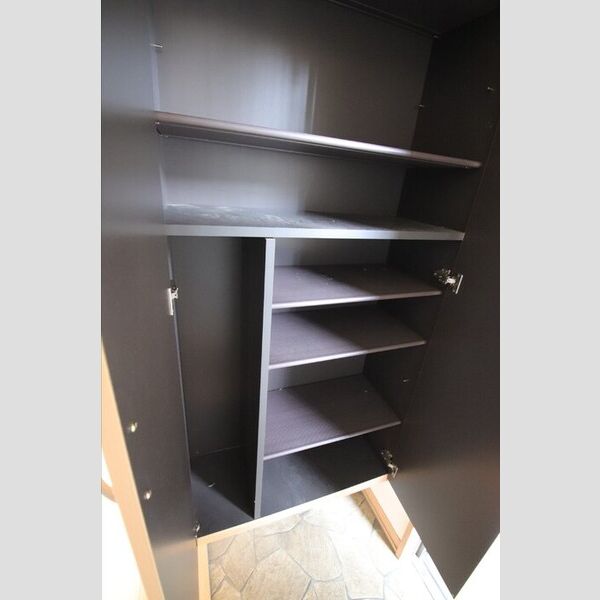 玄関 (シューズボックス)