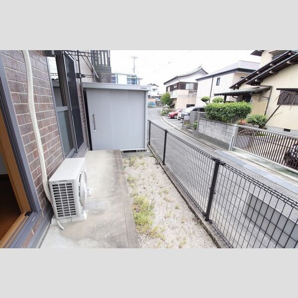 その他 (102　専用庭)