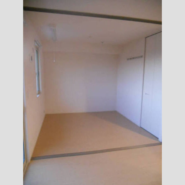 居室・リビング (A棟201洋室)