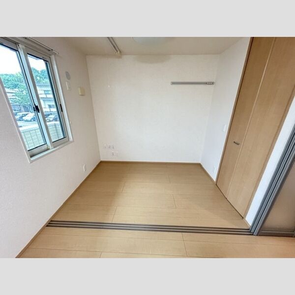 その他 (洋室)
