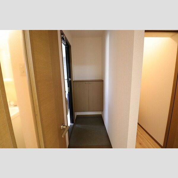 玄関 (A203　玄関)