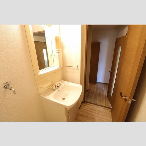 洗面所 (A203　　洗面所)