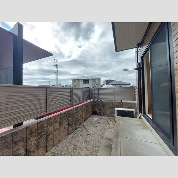 その他 (専用庭)