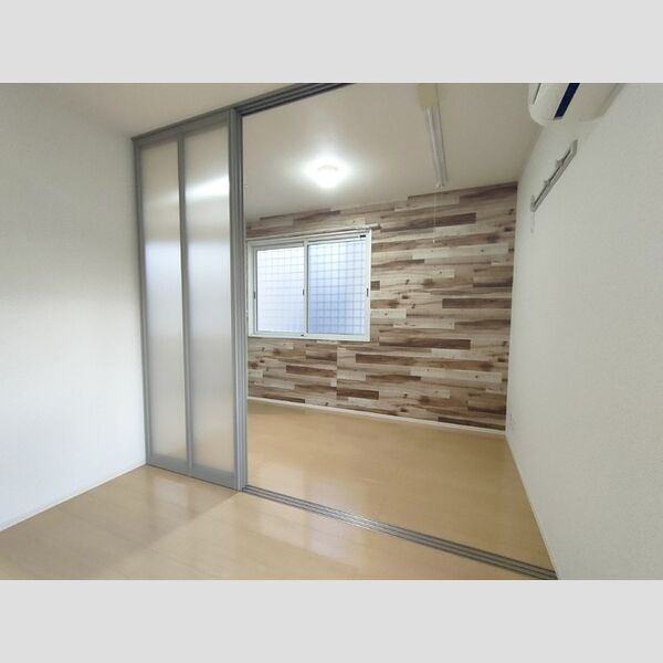 その他 (102洋室)