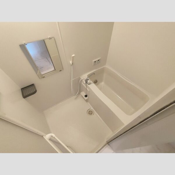 バス (102浴室)