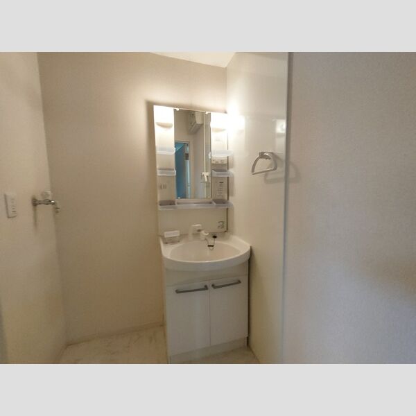 洗面所 (102洗面所)