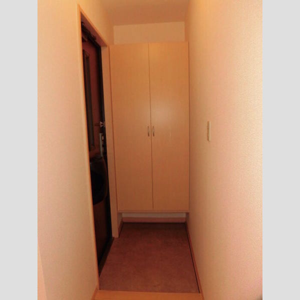 玄関 (B202　玄関)