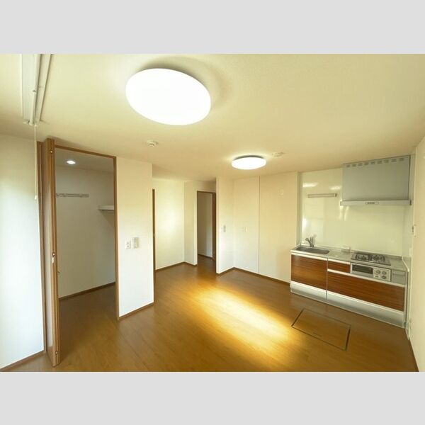 その他 (102 居室)