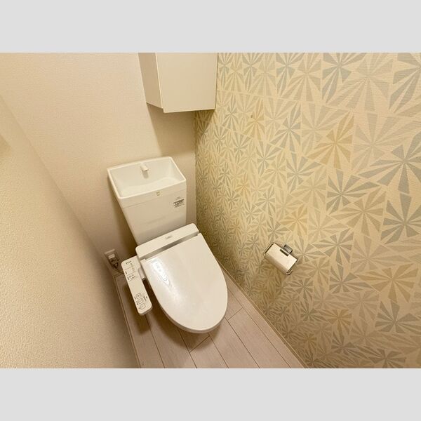 トイレ (103　トイレ)