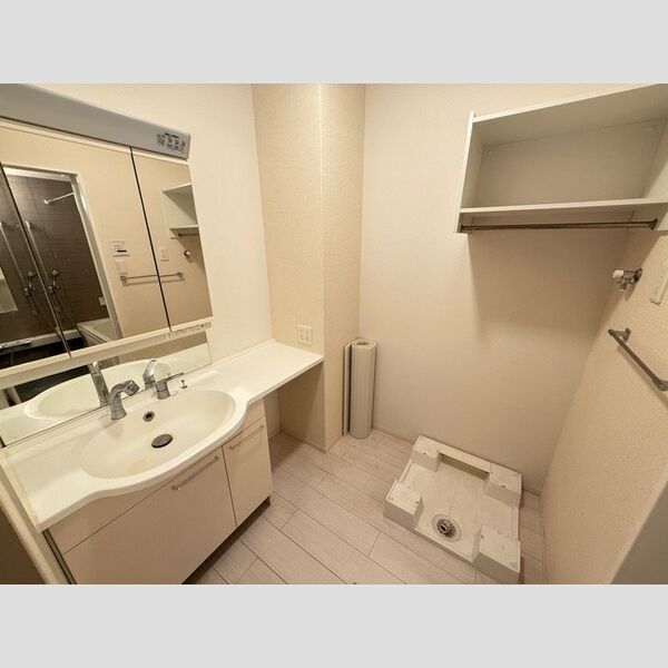 洗面所 (103　洗面所)