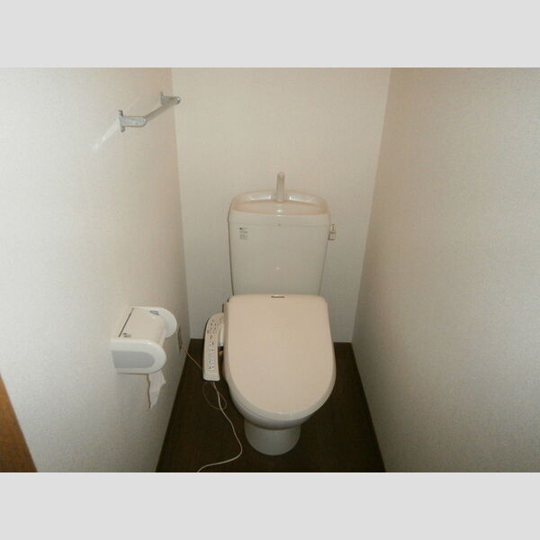 トイレ (101　温水洗浄暖房便座)