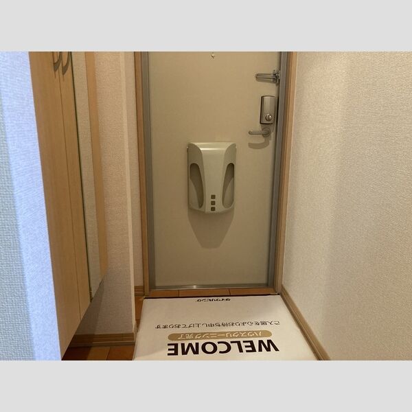 玄関 (玄関)