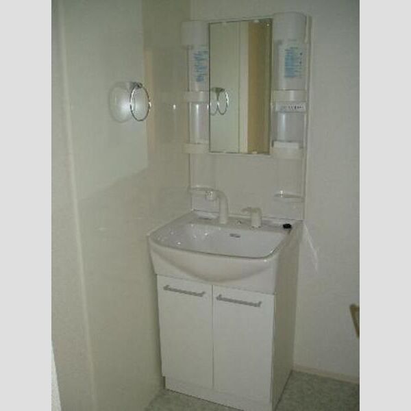 洗面所 (A103　洗髪洗面化粧台)