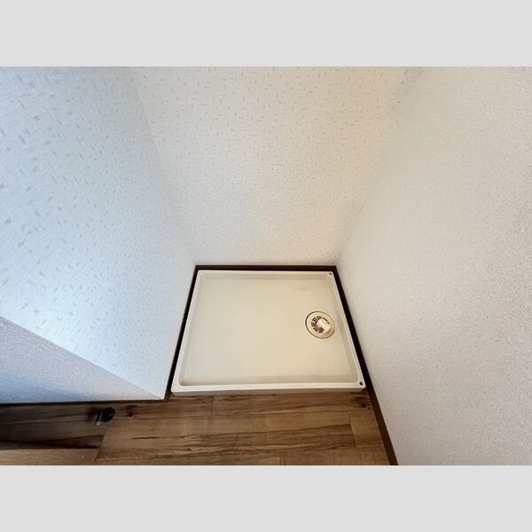 その他 (洗濯機置き場)