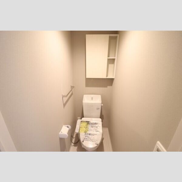 トイレ (102　トイレ)