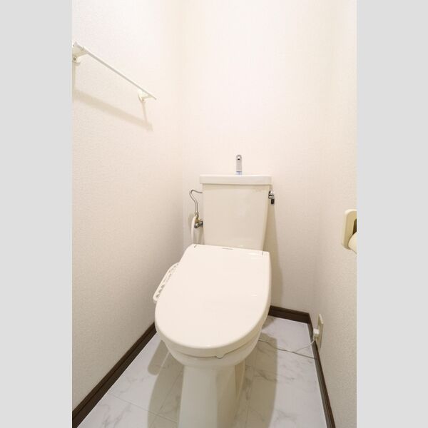 トイレ (306　トイレ)