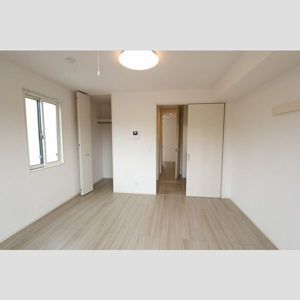 居室・リビング (107 洋室)