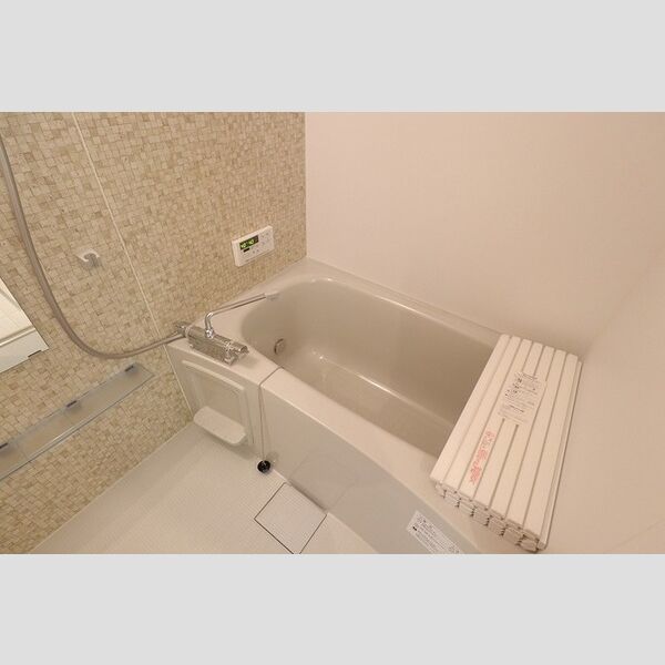 バス (107 　浴室)