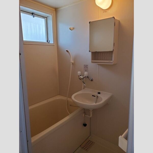 バス (202　ユニットバス)