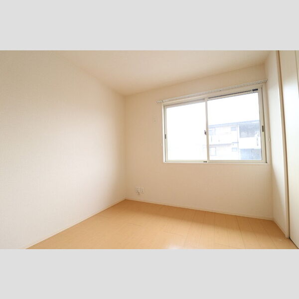 その他 (202　洋室)