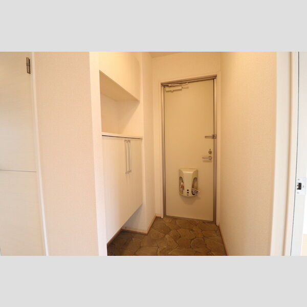 玄関 (202　玄関)