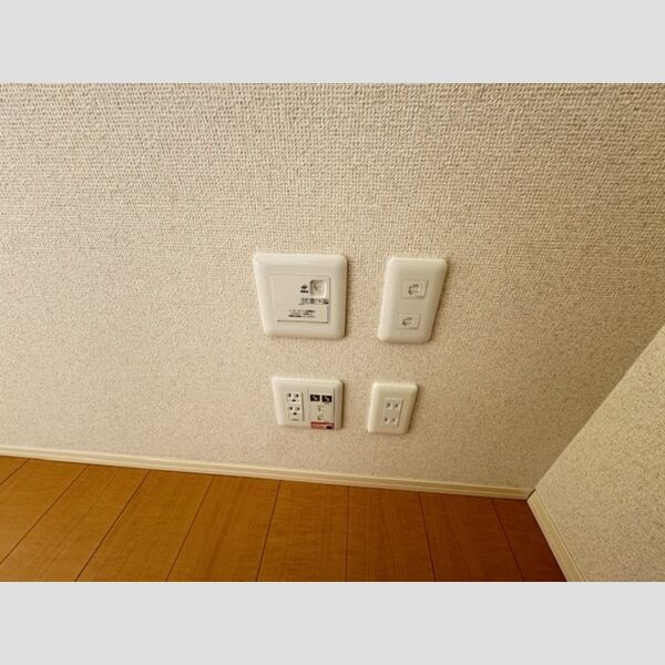 その他 (電気設備)