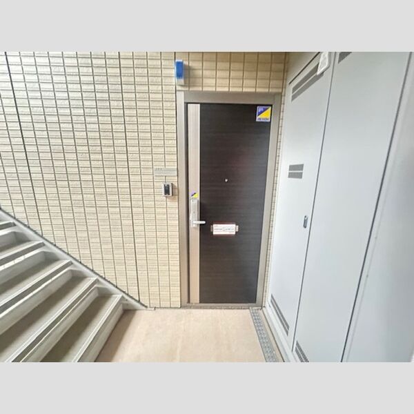玄関 (玄関ドア)