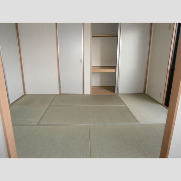 その他 (202 和室)