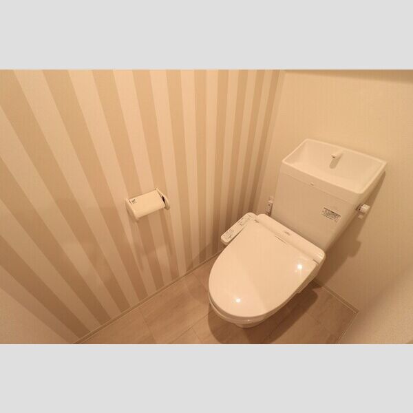 トイレ (605　トイレ)