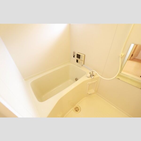 バス (B201　　浴室)