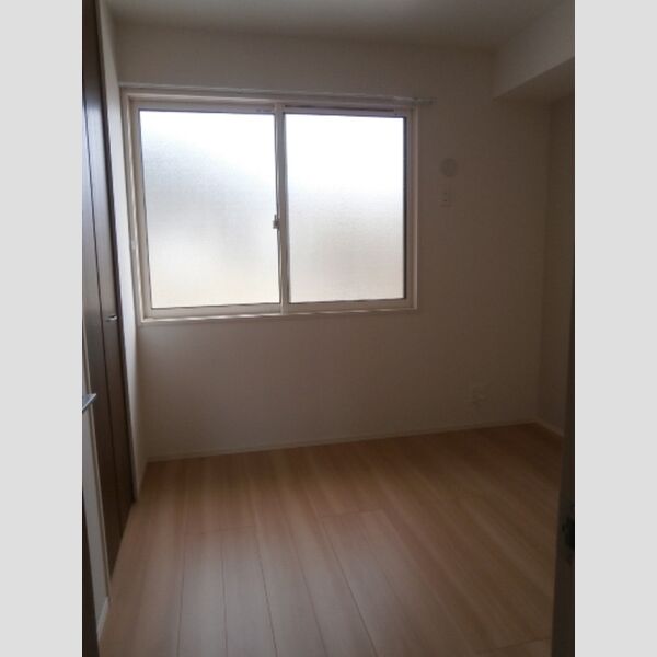 その他 (202　洋室)