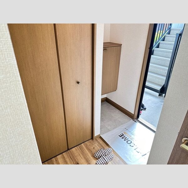 玄関 (B101　玄関)