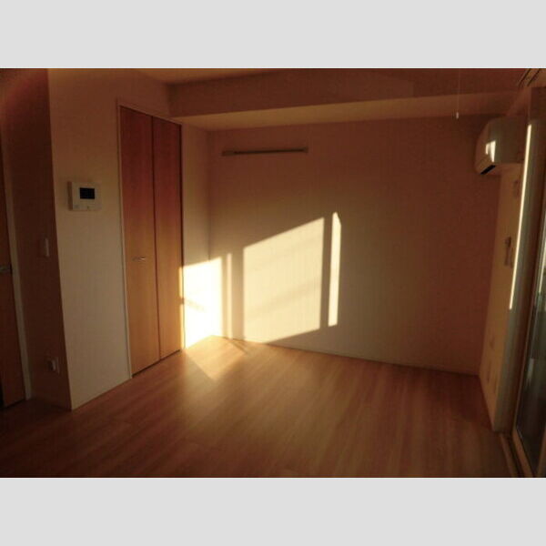 居室・リビング (102リビング)