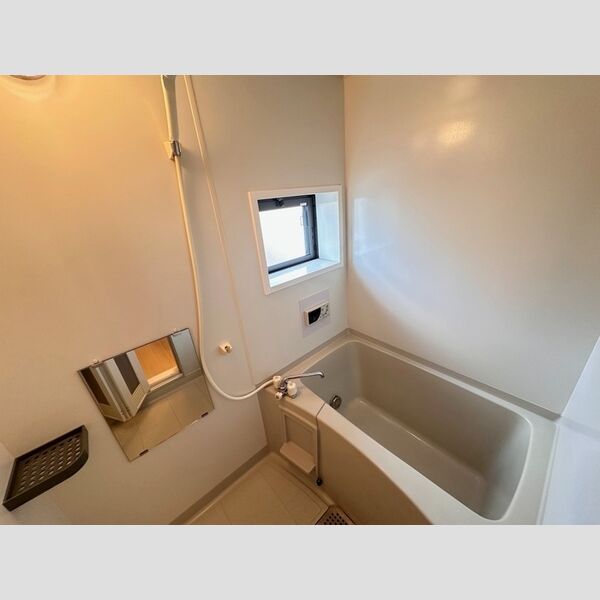 バス (203　浴室)