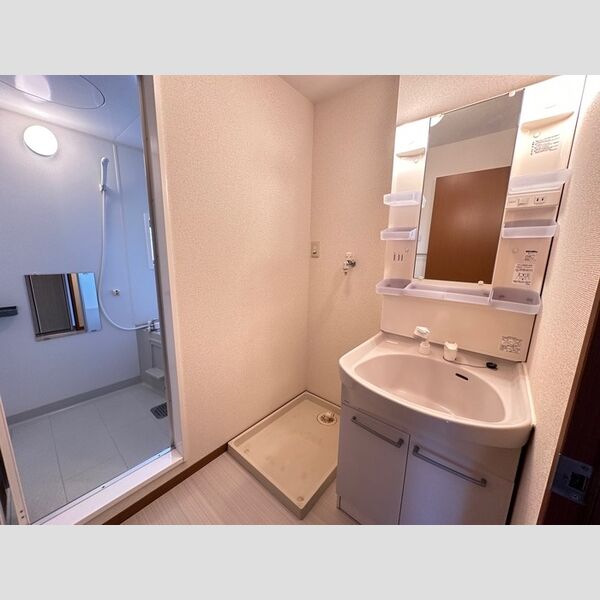 洗面所 (203　洗面室)