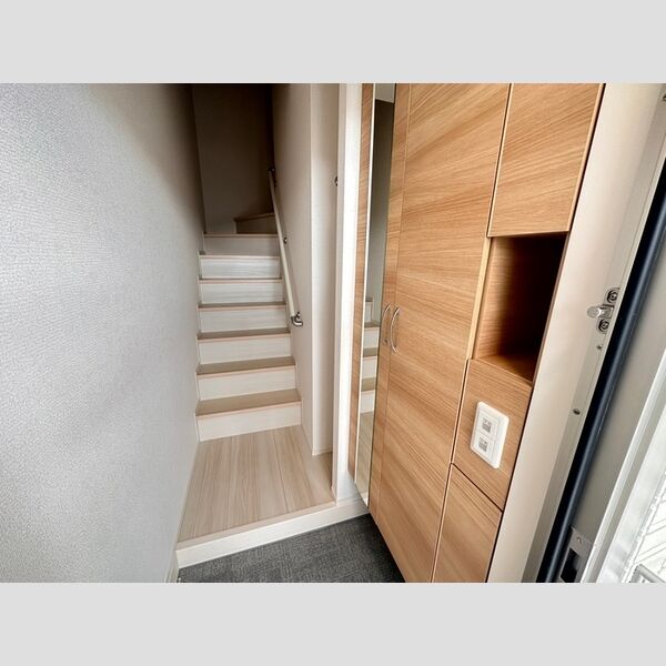 玄関 (玄関・シューズボックス)