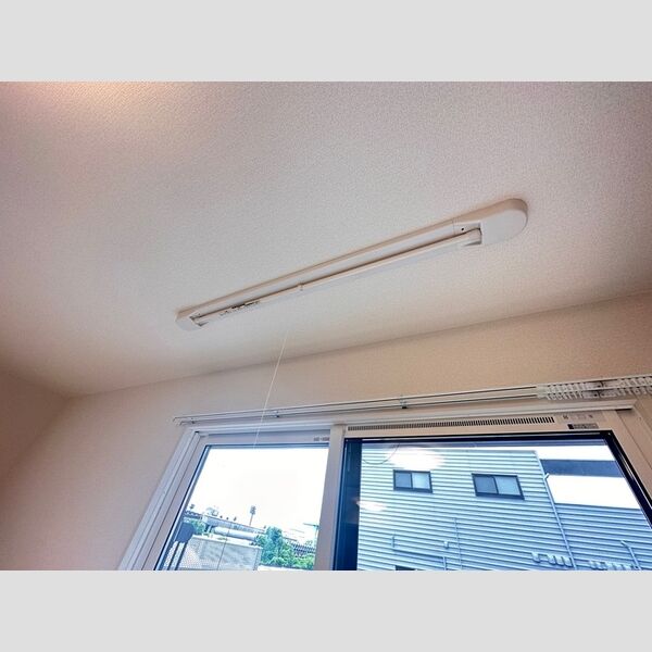 その他 (室内物干し)