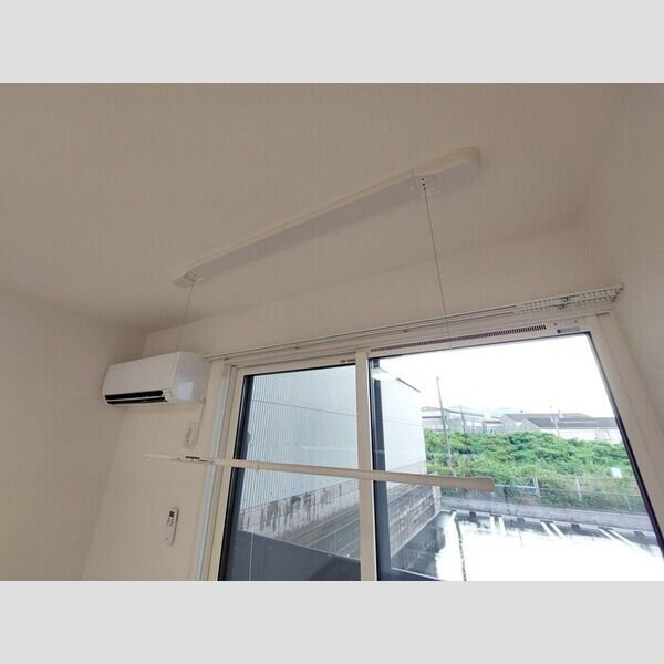 その他 (室内物干し)