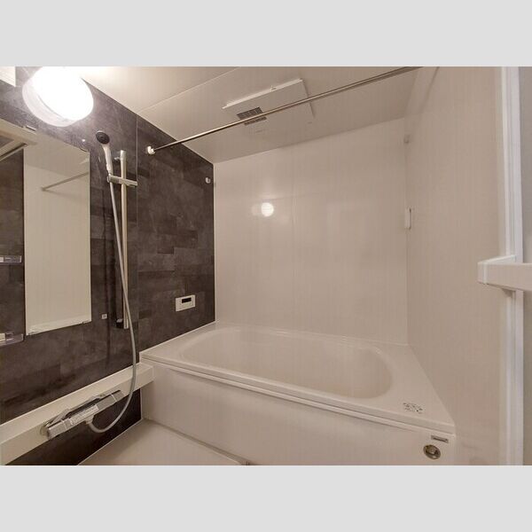 バス (B棟101　浴室)