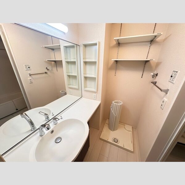 洗面所 (106　洗面所)