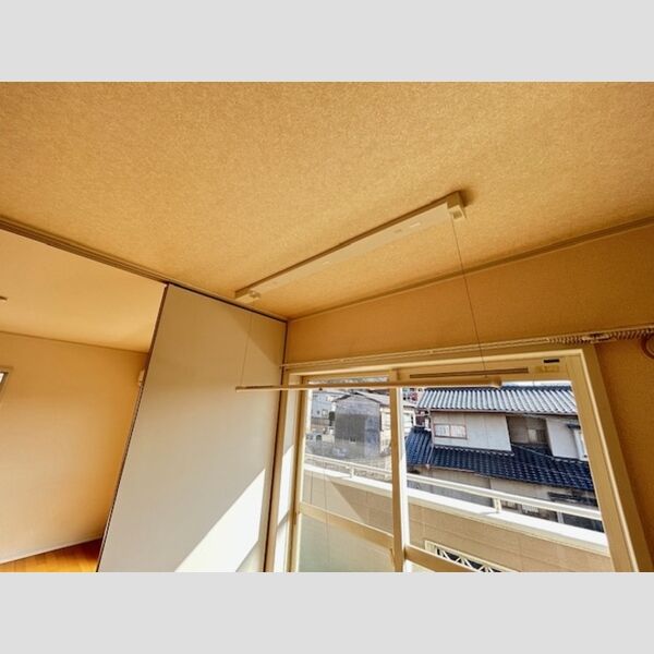 その他 (202　室内物干し)