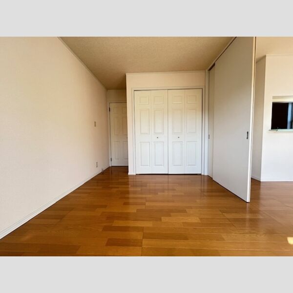 その他 (202　洋室)