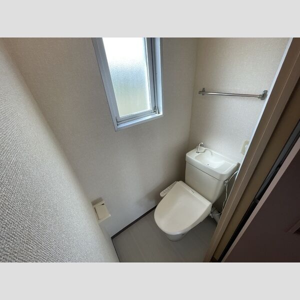 トイレ (温水洗浄暖房便座)