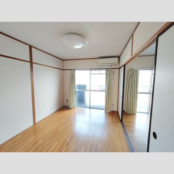 その他 (洋室)