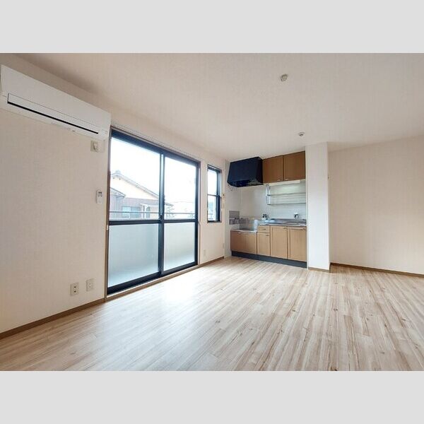 その他 (103　LDK)