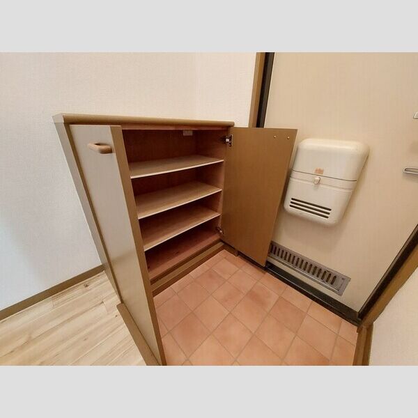 玄関 (シューズボックス)